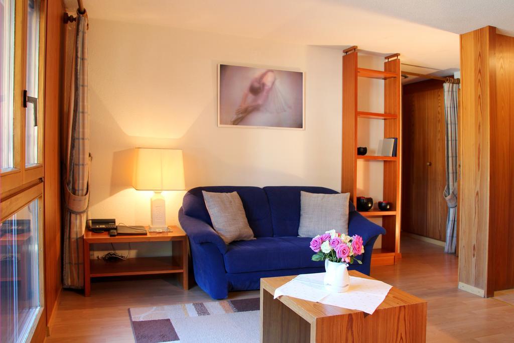 Aparthotel Ambassador Bellwald Oda fotoğraf