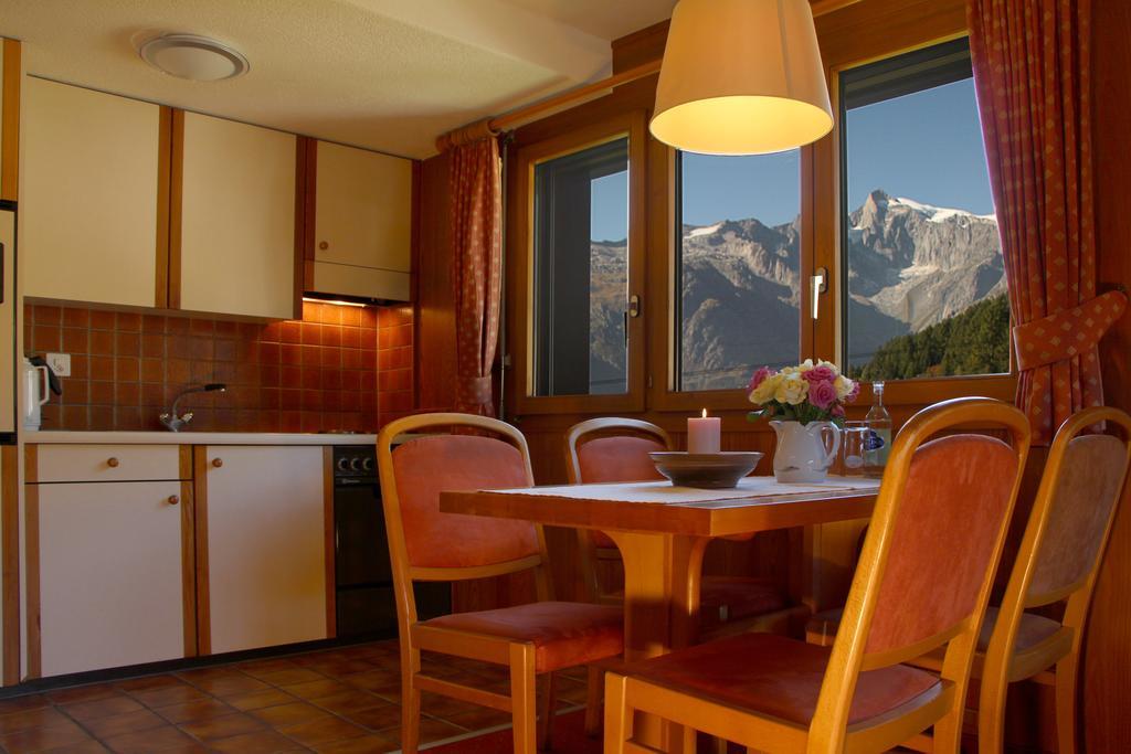 Aparthotel Ambassador Bellwald Oda fotoğraf